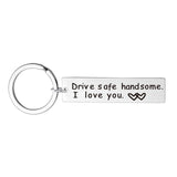 Fashion Keyring Drive Safe Name Stainless Steel Keychain Couples Key Rings Women Men Friend Family Key Chain Pendant Jewelry