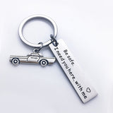 Fashion Keyring Drive Safe Name Stainless Steel Keychain Couples Key Rings Women Men Friend Family Key Chain Pendant Jewelry