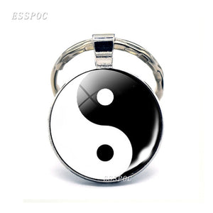 Yin Yang Taichi Symbols Key Chain Glass Cabochon Jewelry Yin Yang Life Tree Pendant Silver Keychain for Men Women Gifts